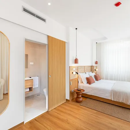Alluz - Boutique By The Sea Hotel *